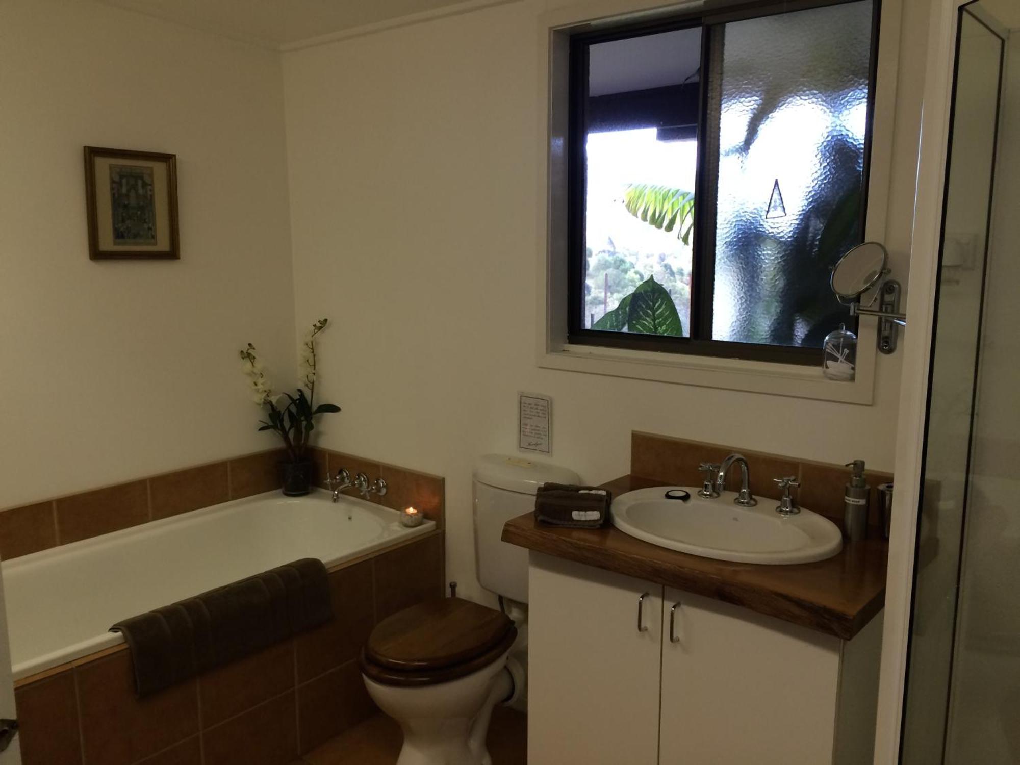 ฮิลล์เครสต์ เมาน์เทน วิว รีทรีต Bed & Breakfast Crystal Creek ห้อง รูปภาพ